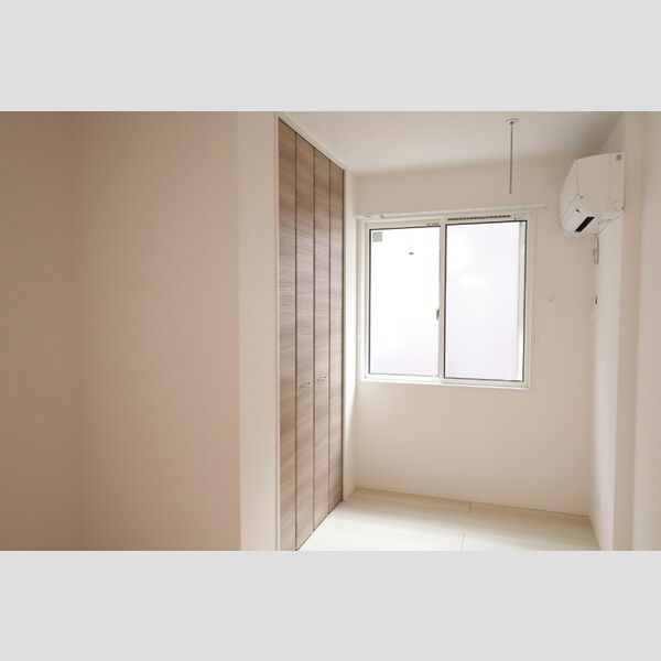 メゾンフォレストⅦ206号室 洋室