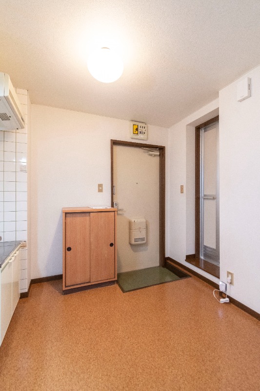 メゾン白子 玄関