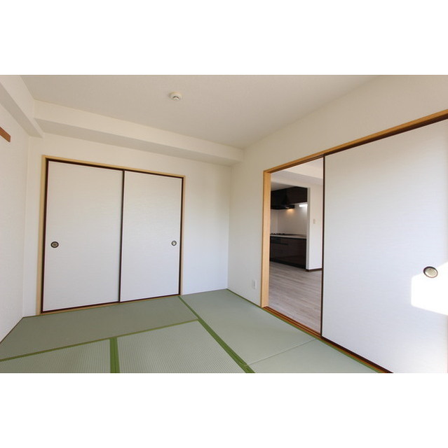 カサグランデ湘南303号室 内観