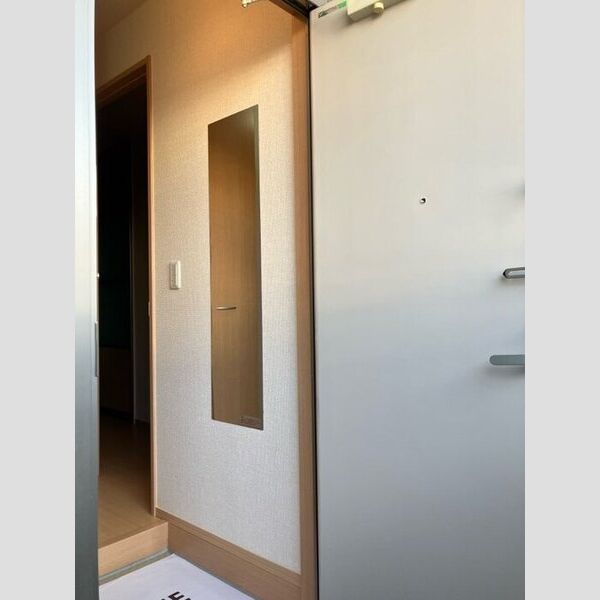 モン　レーヴ ■玄関に鏡も付いております■