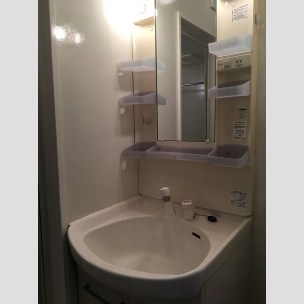 ハピネス102号室 洗面