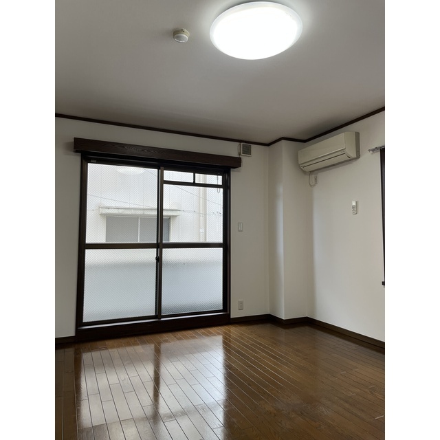 アルベールハイム 内観