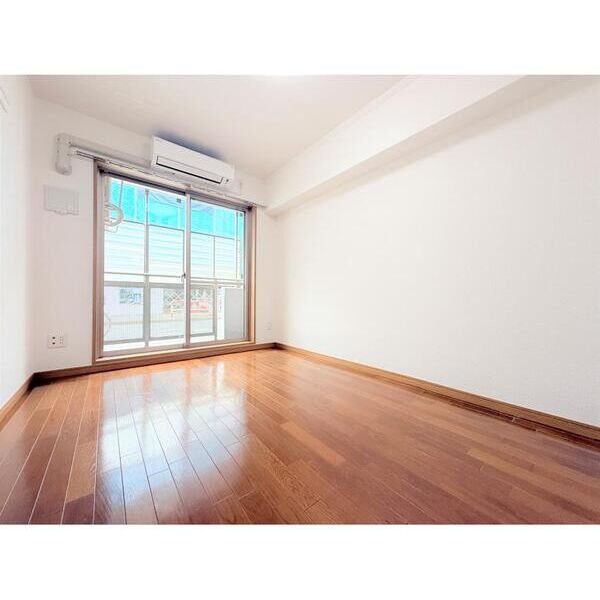 メゾン東陽日吉 リビング