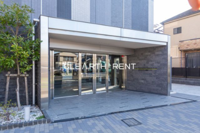 プラシア蒲田 ＴＨＥ ＧＲＡＮＤ ＲＥＳＩＤＥＮＣＥ5階 重厚感のあるエントランス