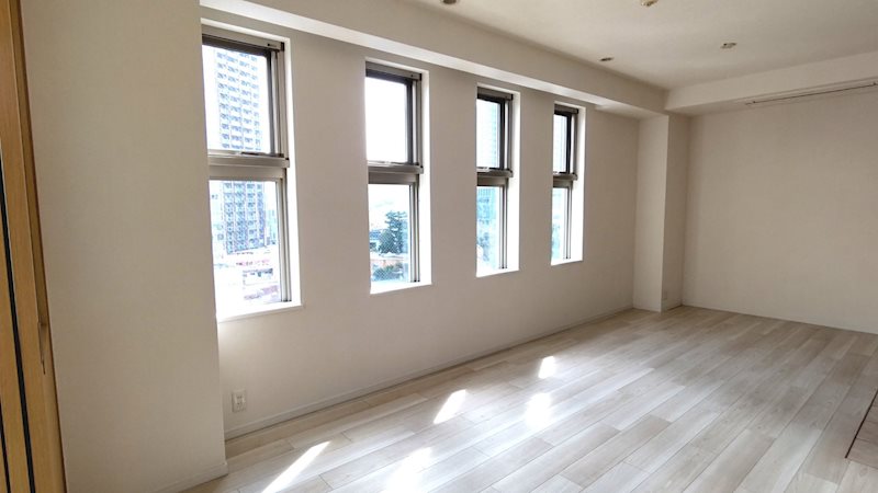 レジディアタワー乃木坂10階 リビング