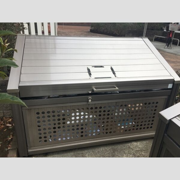 エスポワールみなみ野　ABCDEFGHI 共用ゴミ置き場(専用ボックスが設置してあります)