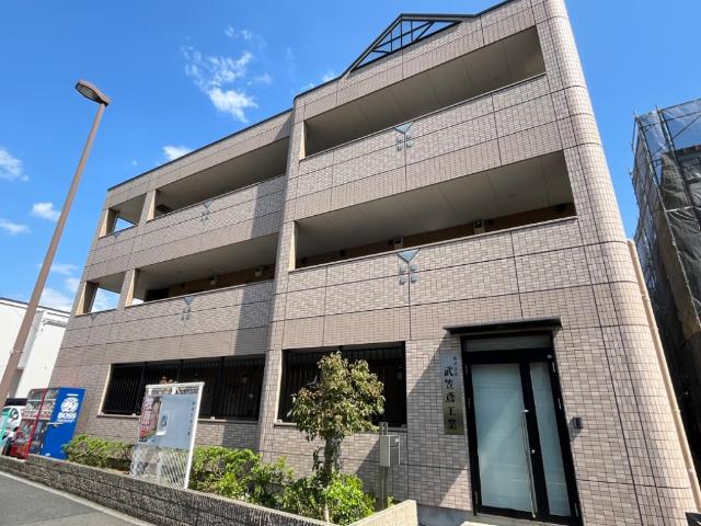 ニュープラネット 外観写真（昼）