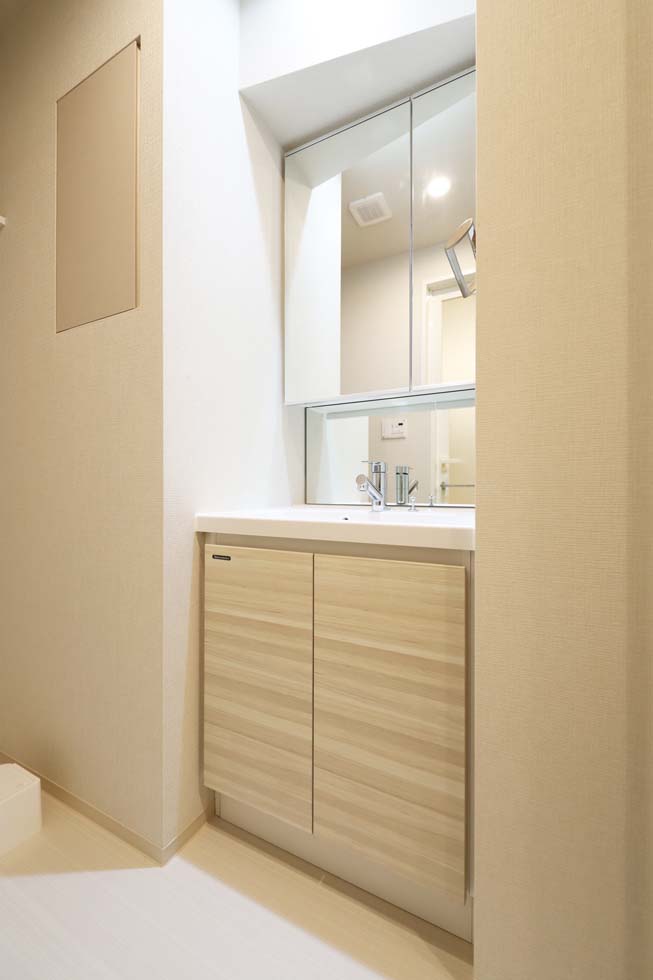 PREMIUM CUBE　王子神谷6階 内観