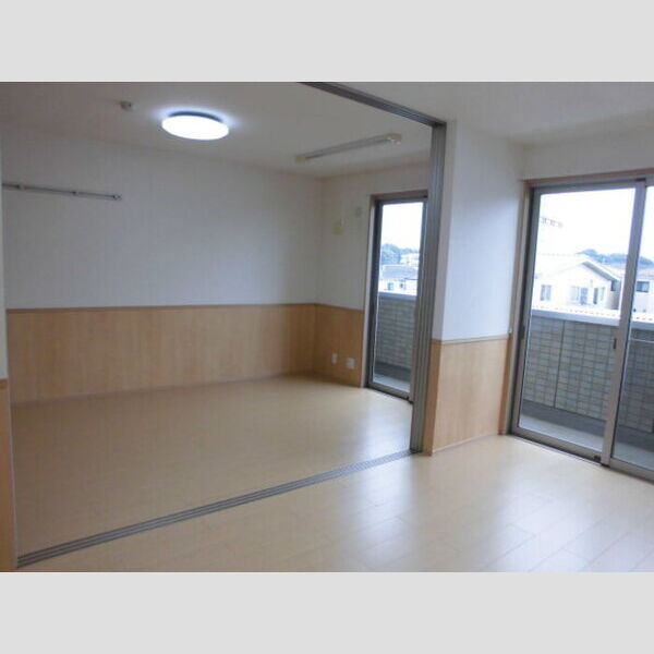 スタイラクスハウス LDK10.5帖・洋室7.5帖　照明付