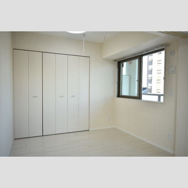 Garden House Ⅲ 大宮土呂駅前302号室 洋室