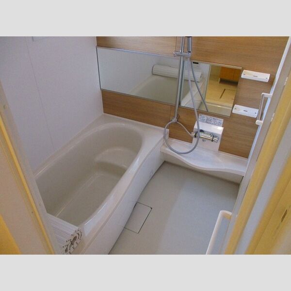 ガネーシャ　弐番館 バス