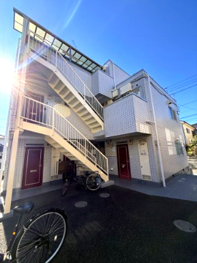 サニーヒル106号室 エントランス