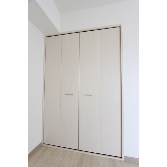 ＡＺＥＮＩＡ702号室 内観