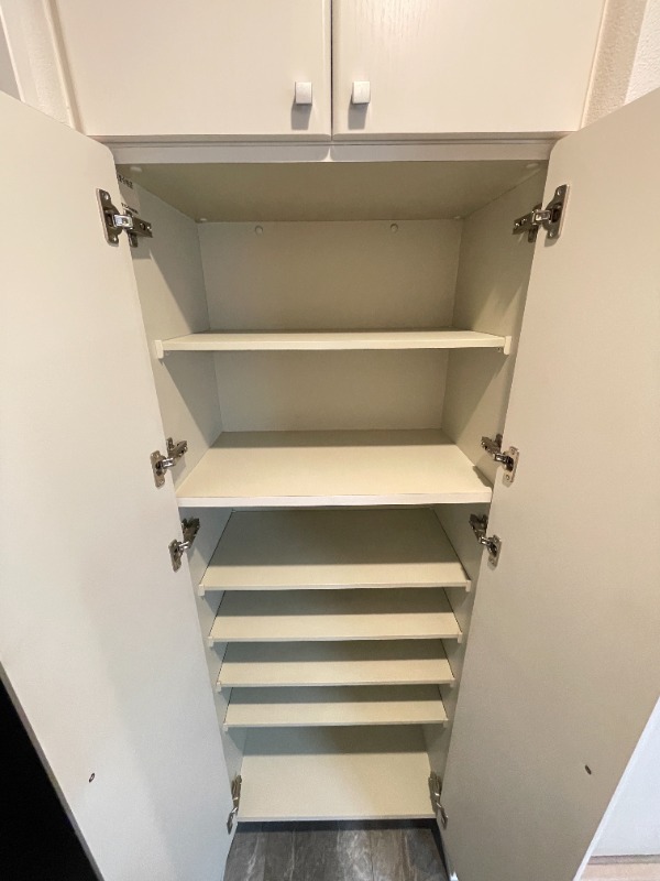 レジディア新川2階 収納