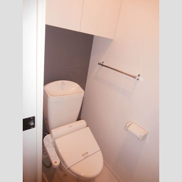 フラッツ酒井根　Ⅰ号棟103号室 温水洗浄便座