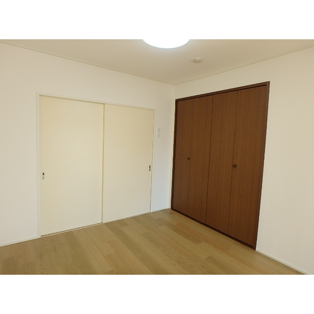 ハイツ八福 内観