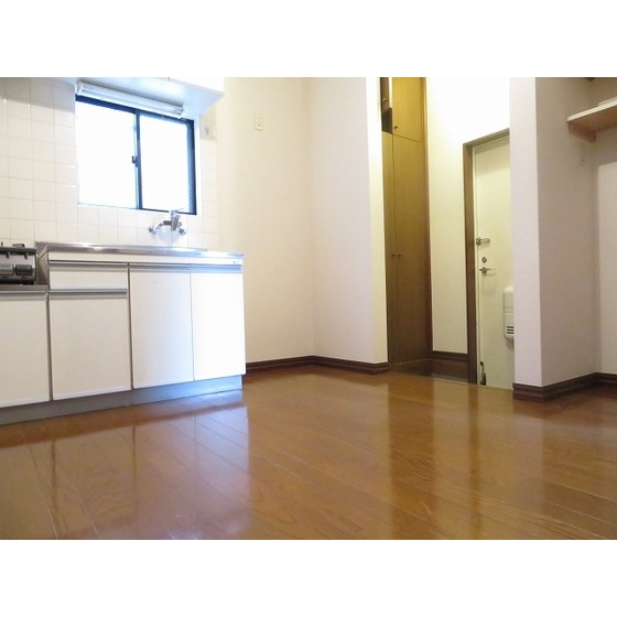 ハイツ・セシボン 内観