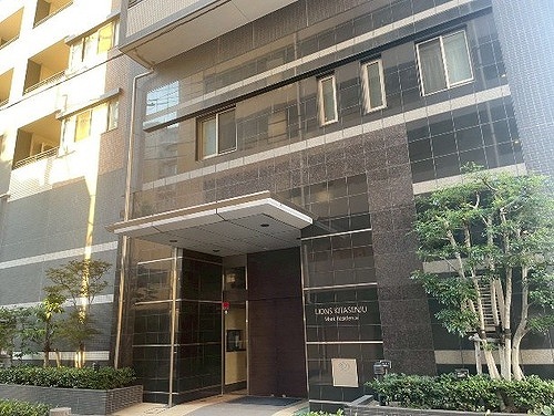 ライオンズ北千住マークレジデンス エントランス外観