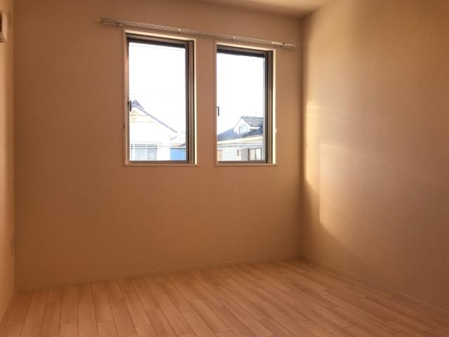 ＣＯＲＮＩＯＬＯ （コルニオーロ） 洋室