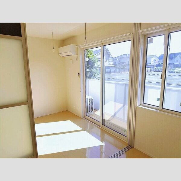 サウスタウンH.T LDK9帖(別角度)