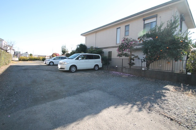 正美サンハイツ 駐車場！