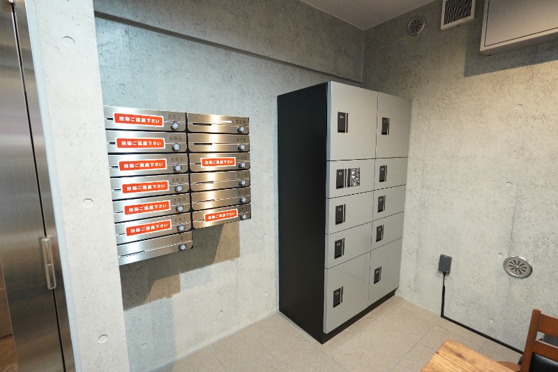 シャンブル3階 宅配BOX