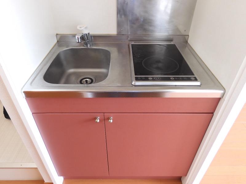 プランドール鶴間 他部屋の写真を利用している為、IHの型が異なる場合が有