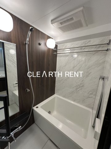 コンシェリア東京 ＜ＨＩＧＡＳＨＩＪＵＪＯ ＲＥＳＩＤＥＮＣＥ11階 24時間換気機能付浴室暖房・換気・乾燥機/ランドリーパイプも備え付