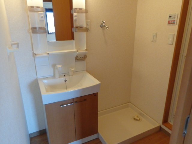 スカイヒルズ 洗髪洗面化粧台