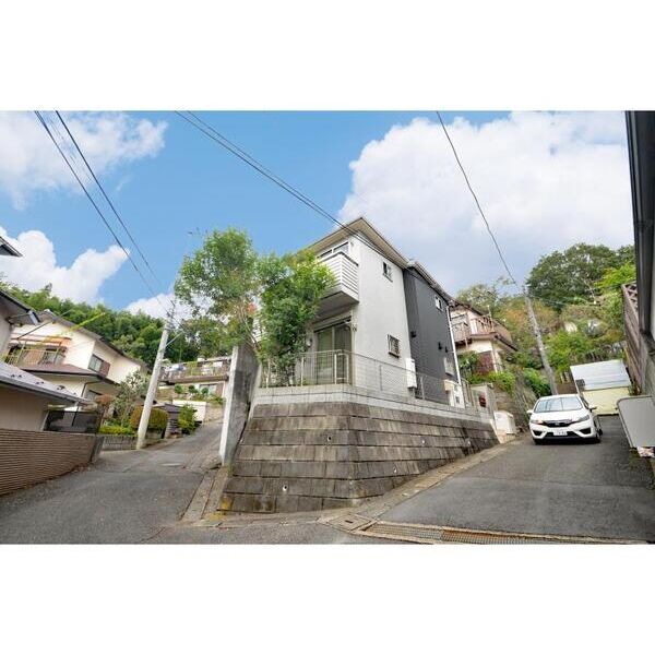 フォレストメゾンパーシモンIの外観画像