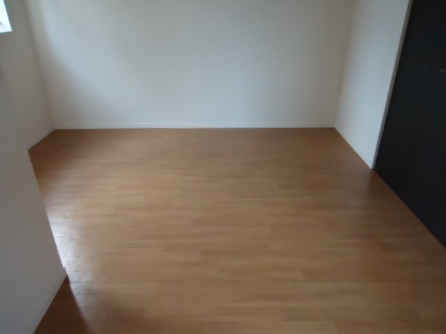 パルティール 洋室