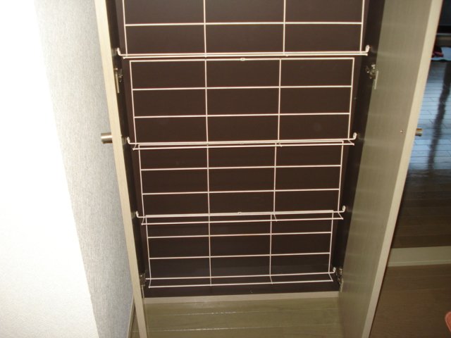 アメニティプレイス00205号室 下駄箱