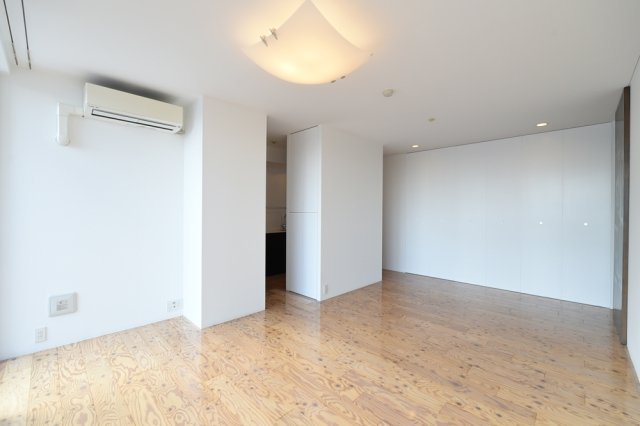 ＣＥＲＥＳ8階 リビング