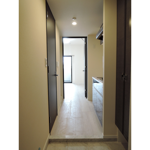 プレール・ドゥーク東新宿Ⅲ 内観