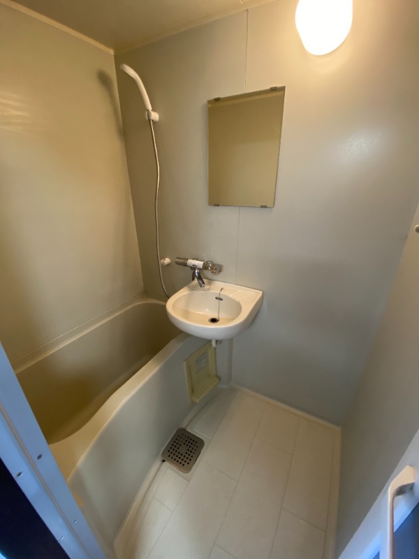 シャンテ・トーゲン1階 お風呂