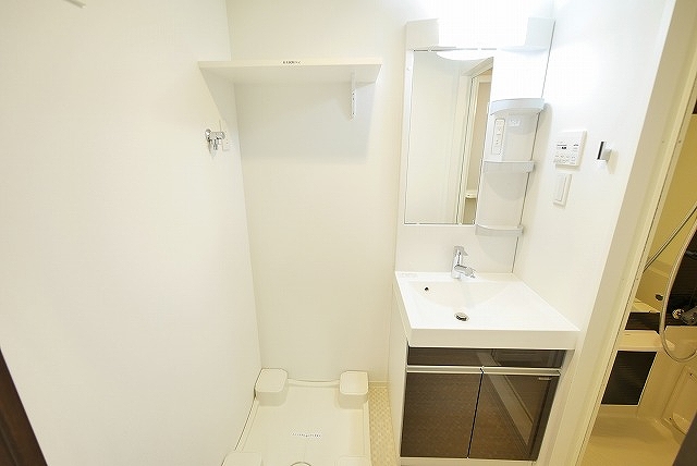 ジェノヴィア川崎駅グリーンヴェール 内観