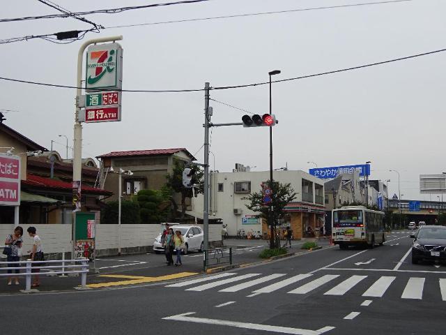 メゾンアルス セブンイレブン調布インター南店まで670ｍ