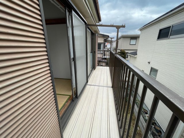 KASHIWA BLUE TERRACE B5 南向きのバルコニーで洗濯物もすぐ乾く