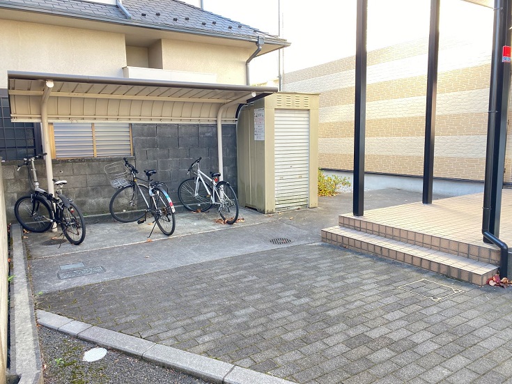 レオパレスシャルマン北越谷Ⅴ102号室 駐輪場
