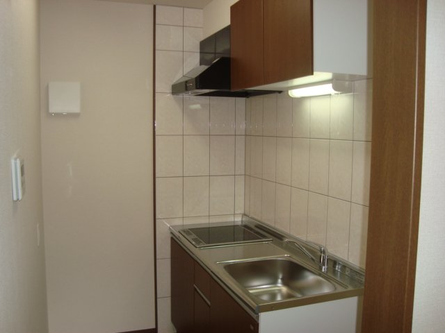 モデルナ203号室 ２口システムキッチン