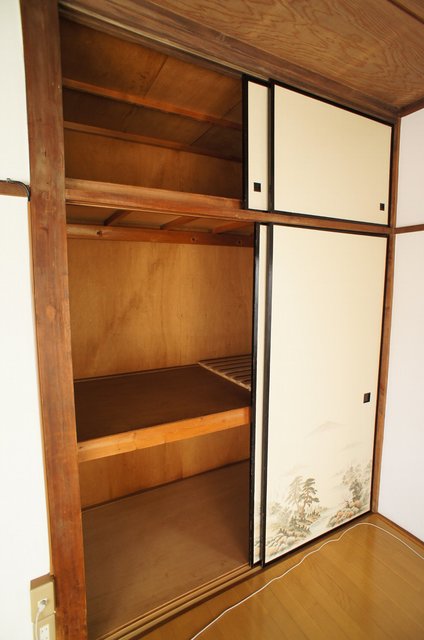 サンハイツ 収納