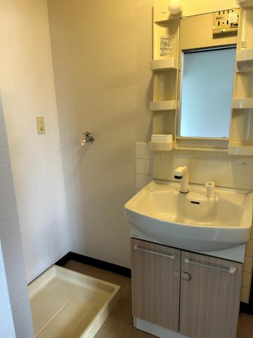 コーポちとせ 洗面化粧台&洗濯機置場