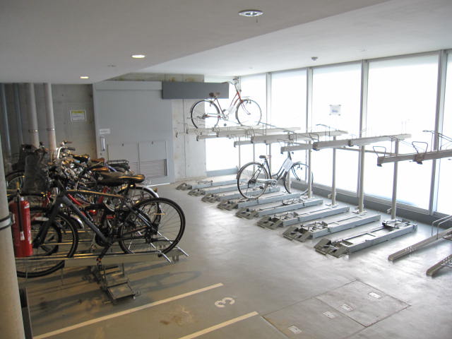 プライムアーバン田園調布南105号室 駐輪場