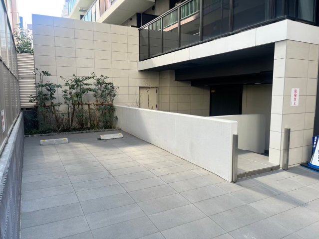 オープンレジデンシア横浜306号室 エントランス