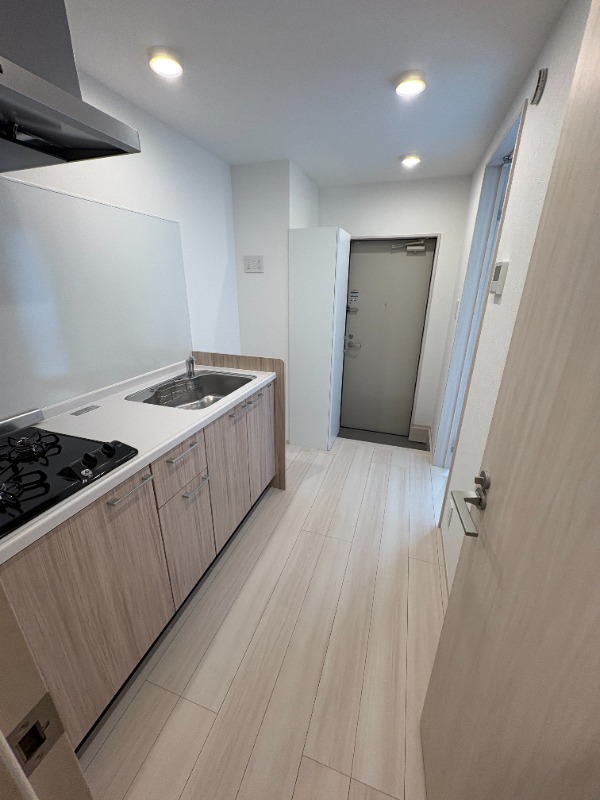 エトワールヴァリ　プレリュード1階 ※105号室は反転