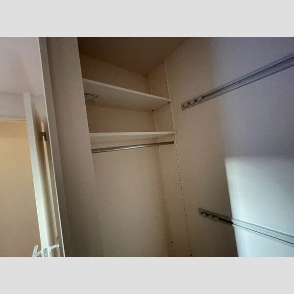 エミネンス 洋室収納