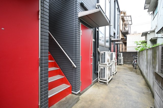 ファーストハウス北新宿 エントランス