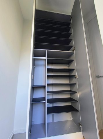 テラス新江古田1A号室 玄関収納