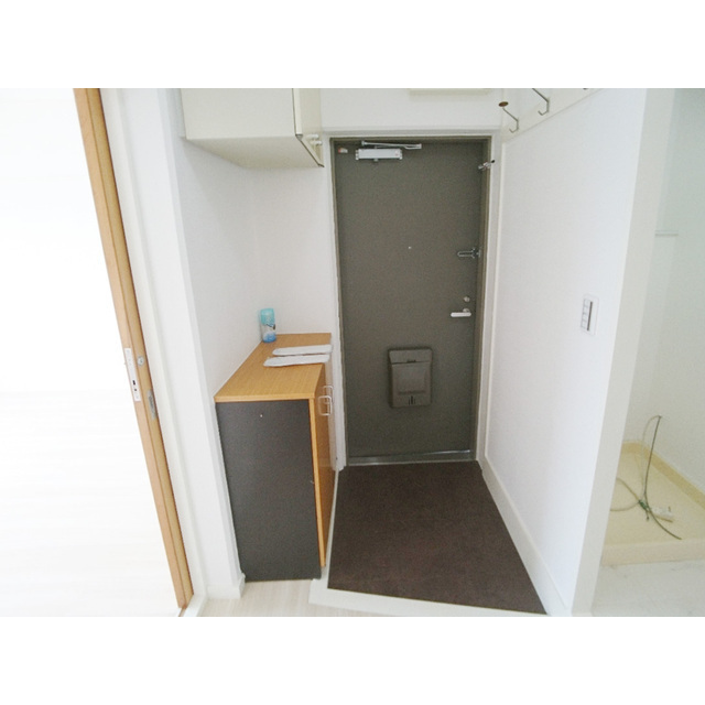 レインボーハウス3号棟 玄関