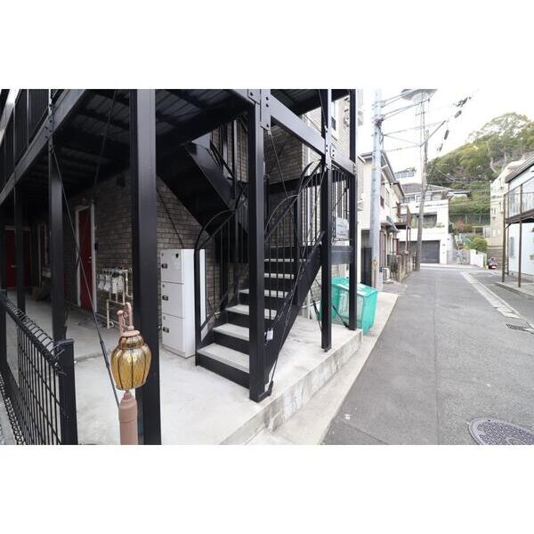 ルミエール常盤台B棟 エントランス